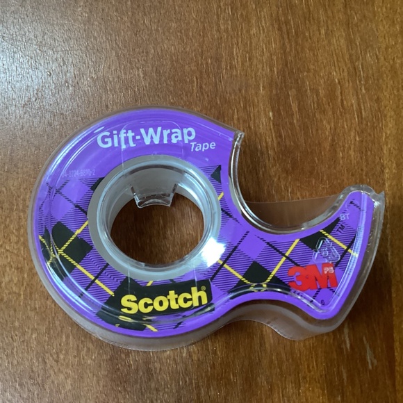 Scotch Gift-Wrap Tape Bundle New 4 rolls/pack= 8 rolls total - Picture 8 of 8